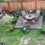 Ansimali 1- Gemuetliche Mit Kueche Und Gartenblick In Fuer Tierfreunde Und Radliebhaber Lägenhet *