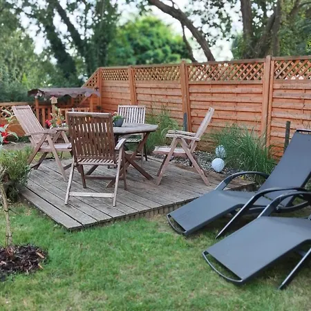 Ansimali 1- Gemuetliche Mit Kueche Und Gartenblick In Fuer Tierfreunde Und Radliebhaber Lejlighed