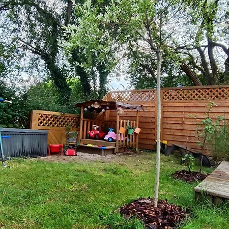 Ansimali 1- Gemuetliche Mit Kueche Und Gartenblick In Fuer Tierfreunde Und Radliebhaber *