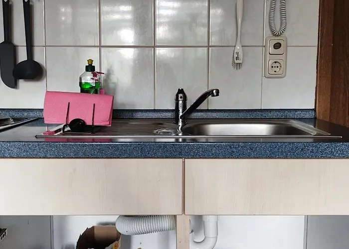 Ansimali 1- Gemuetliche Mit Kueche Und Gartenblick In Fuer Tierfreunde Und Radliebhaber *