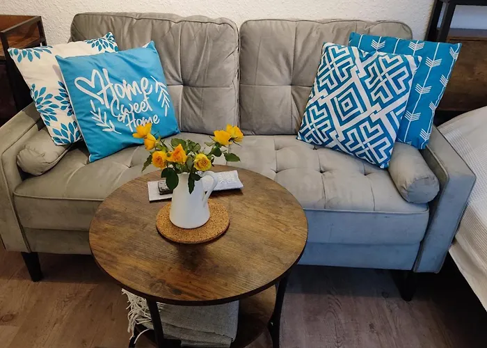 Ansimali 1- Gemuetliche Mit Kueche Und Gartenblick In Fuer Tierfreunde Und Radliebhaber *