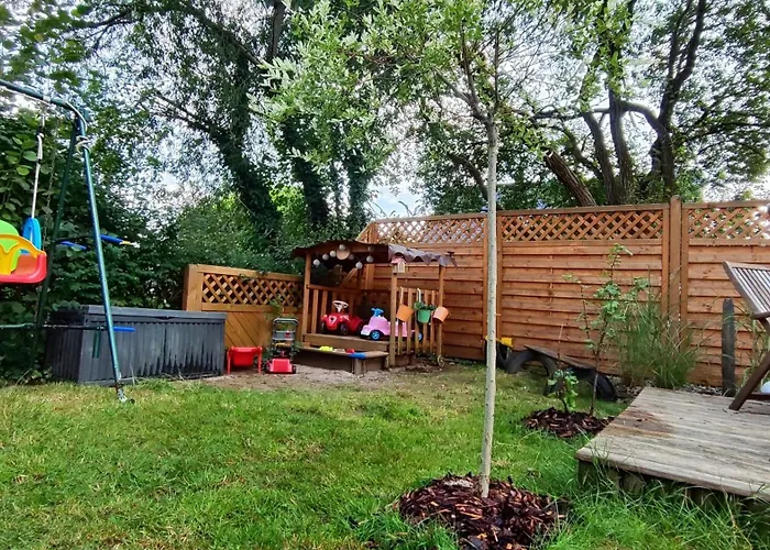 Ansimali 1- Gemuetliche Mit Kueche Und Gartenblick In Fuer Tierfreunde Und Radliebhaber *